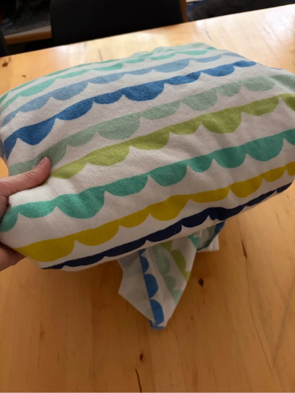 Striped Scallop Pattern twin duvet